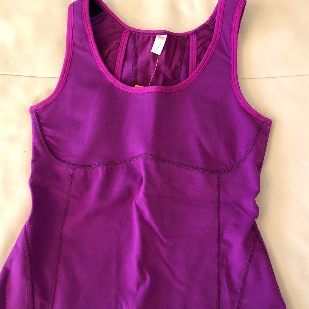 Lucy Power Lift Tank